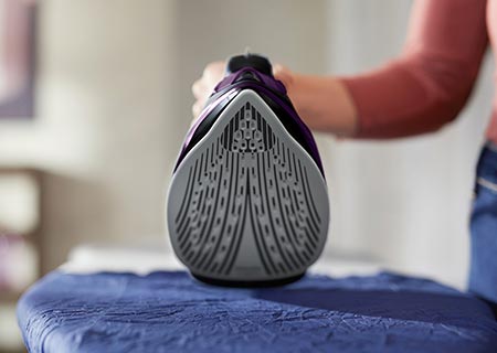 teamGlide Elite soleplate, ultimate gliding and durability