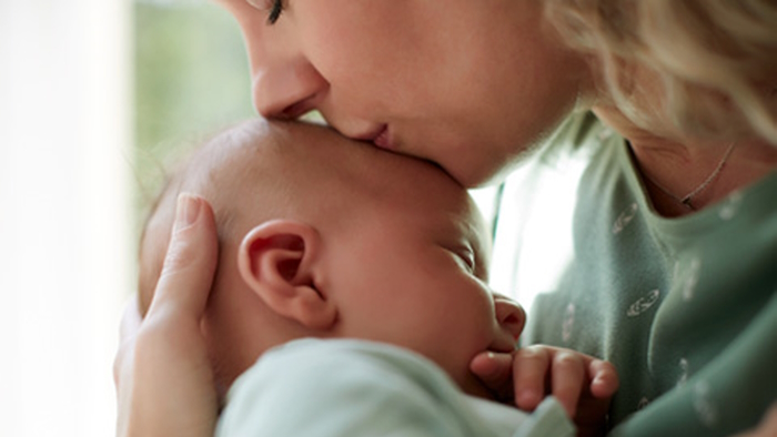 The Beginner&rsquo;s Guide: Breastfeeding Made Simple